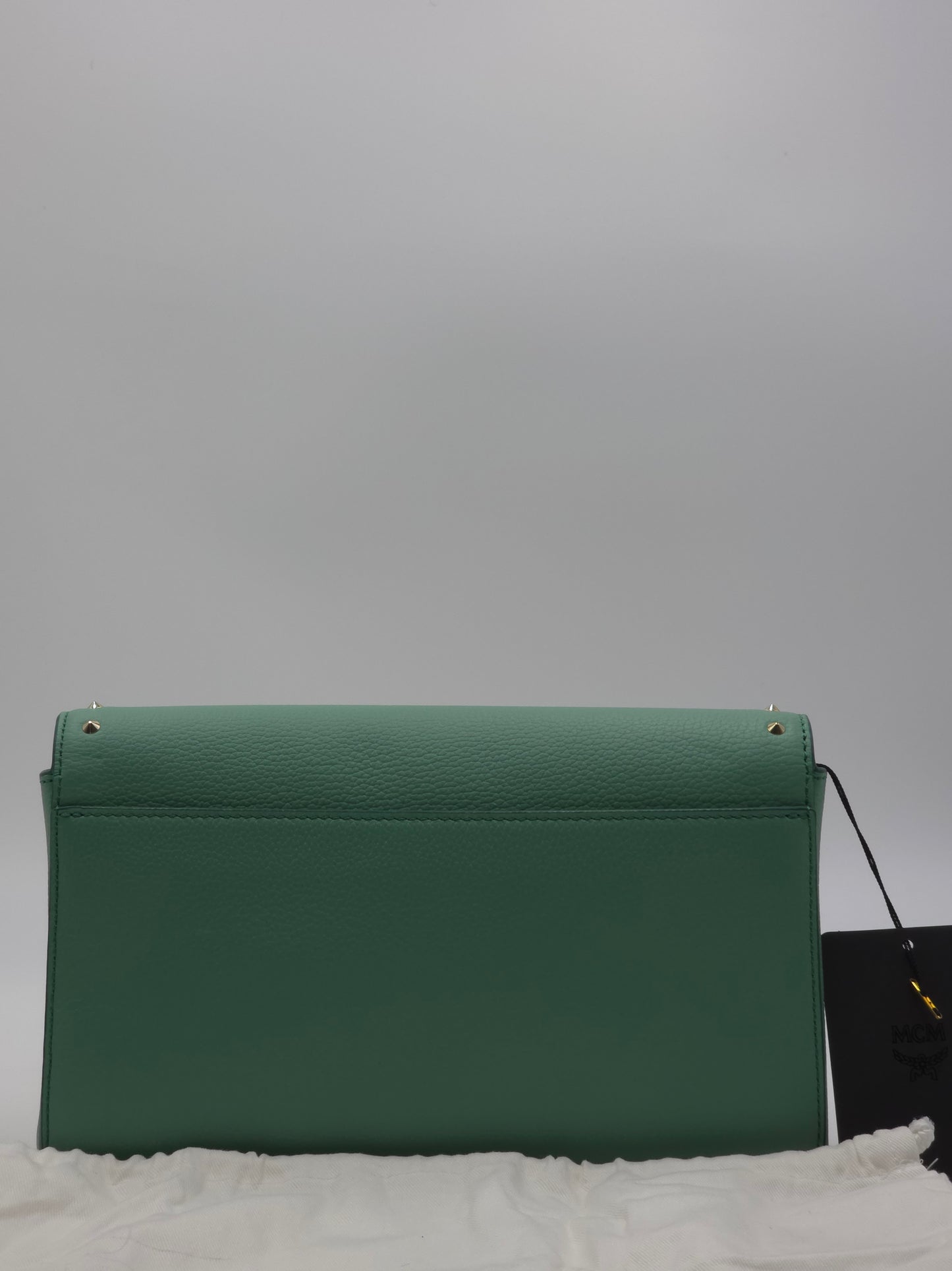 MCM patricia park ave chain wallet mintgrün