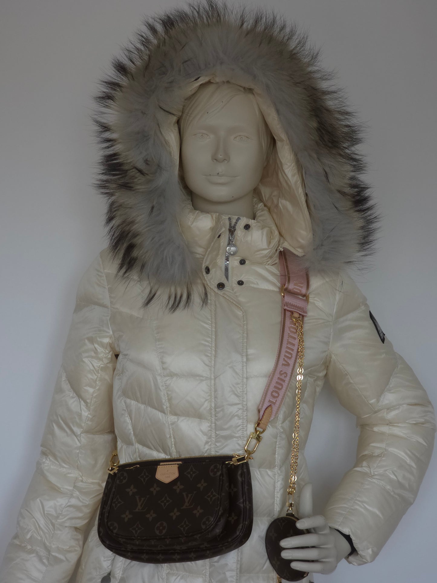 Louis Vuitton Multi Pochette pink