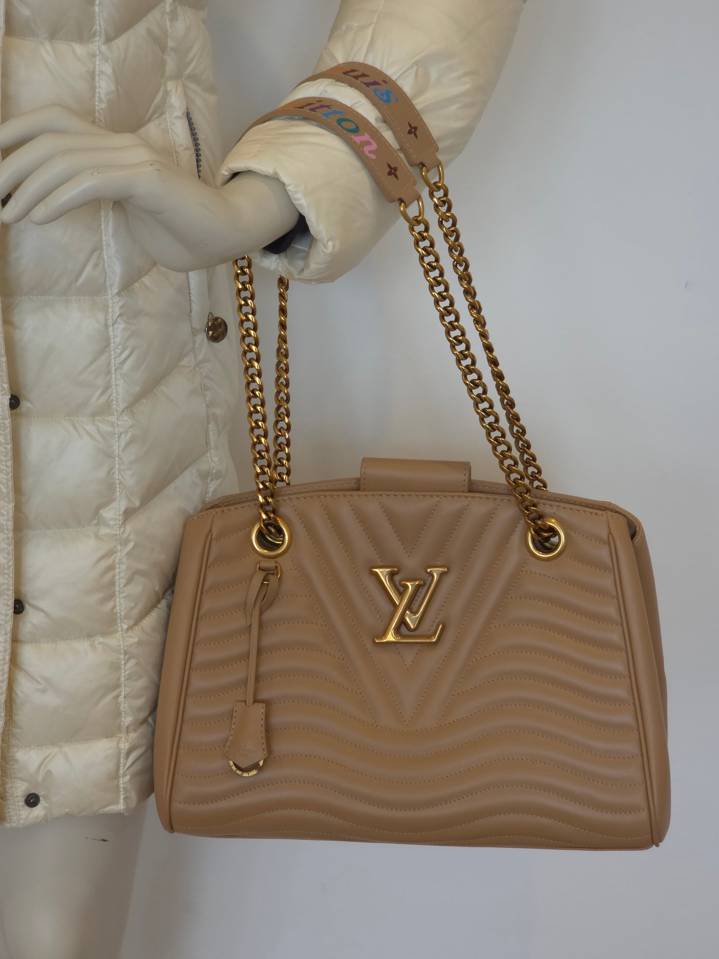 Louis Vuitton New Wave Chain Tote